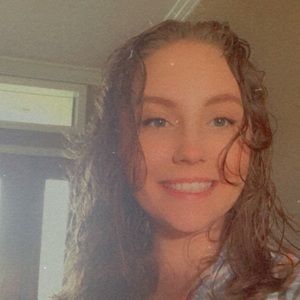 Meet your Posher, Carly